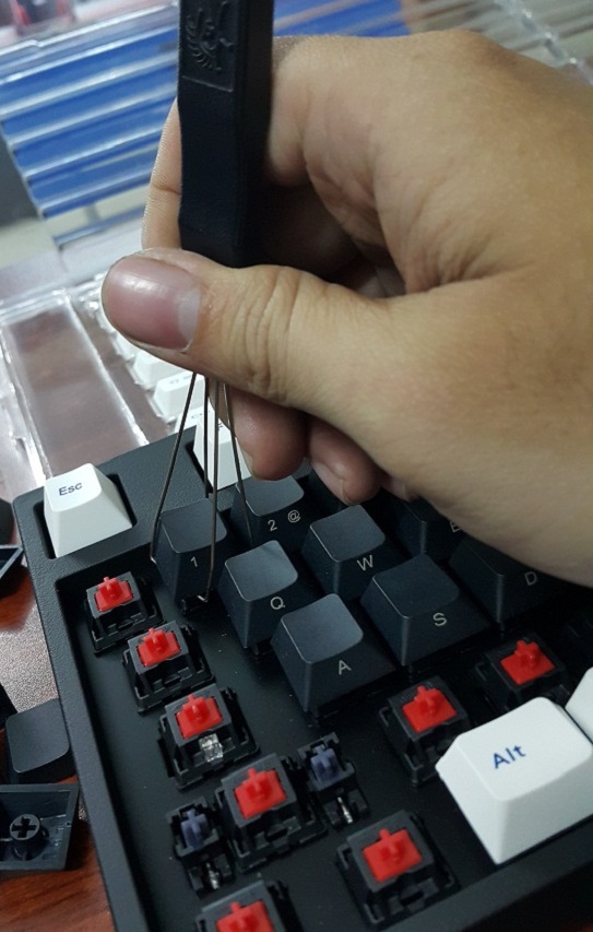 Thay keycap bàn phím cơ như thế nào?